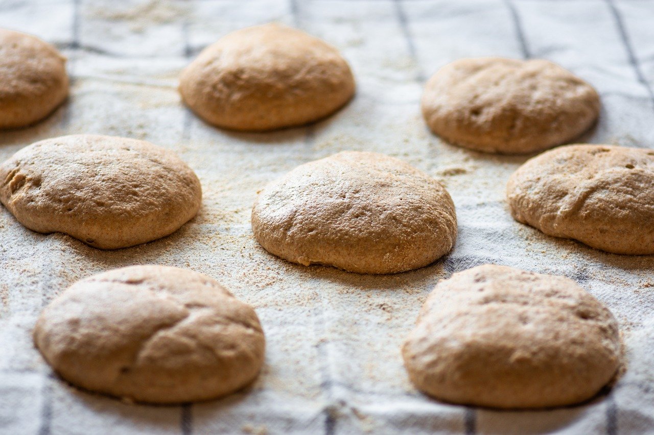 entdecken sie köstliche, haustierfreundliche rezepte, die sowohl ihren vierbeinigen freunden als auch ihnen schmecken. ideal für gemeinsame mahlzeiten und gesunde snacks, die ihre haustiere glücklich und gesund halten!