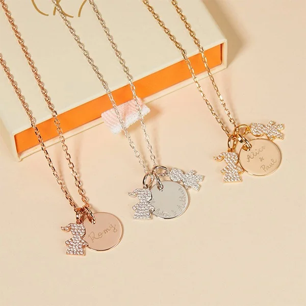 Personalisiertes Herz Armband „Merci Maman“ – Ihr persönliches Geschenk für die beste Mama